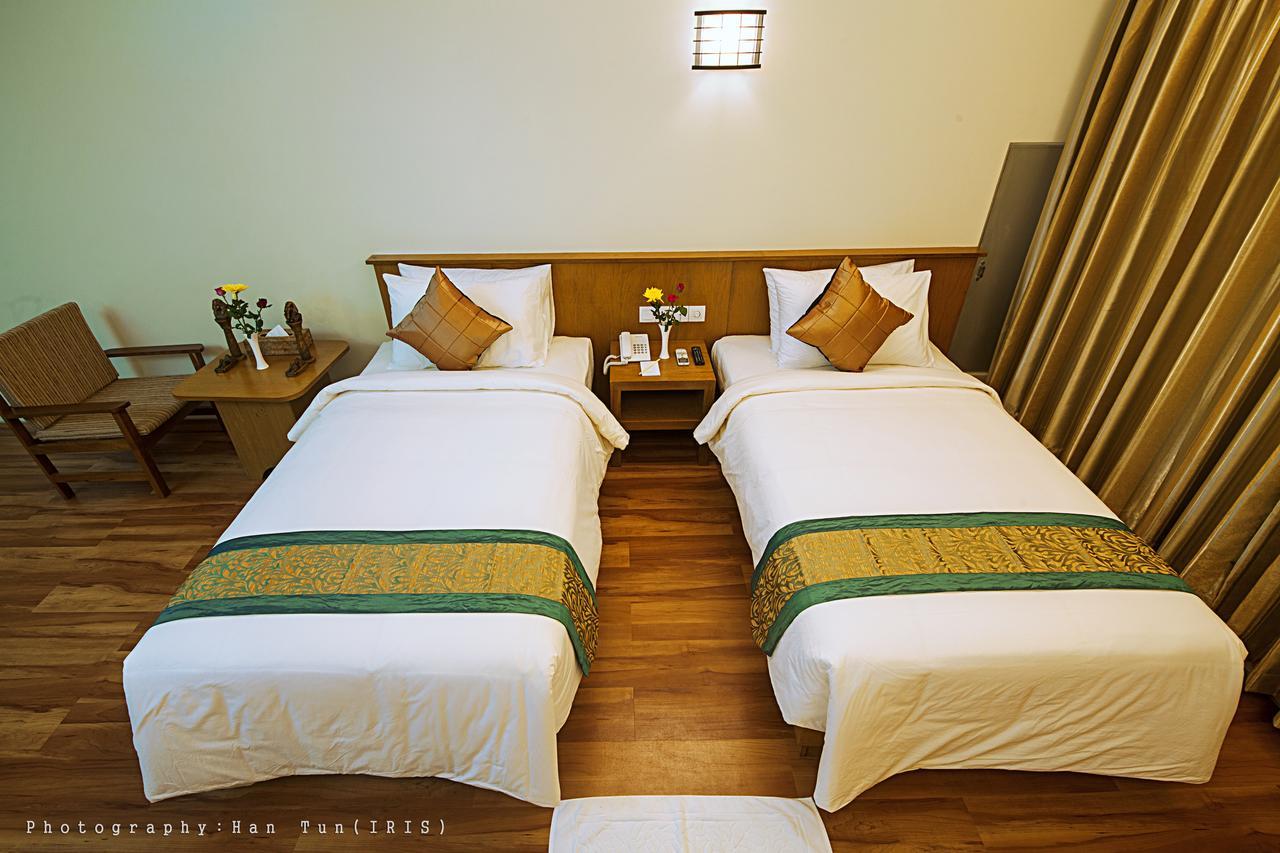 Ngwe Moe Hotel Mawlamyine Exterior photo