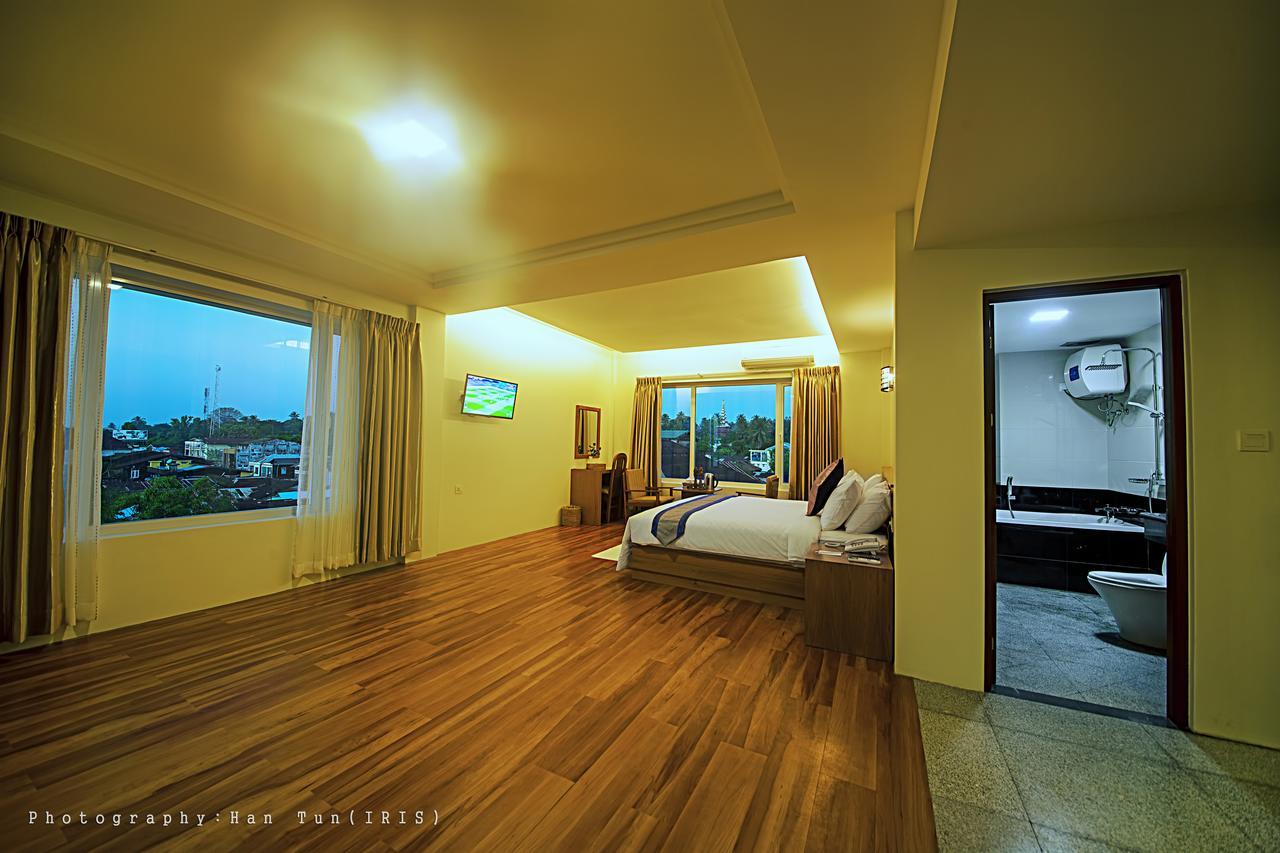 Ngwe Moe Hotel Mawlamyine Exterior photo