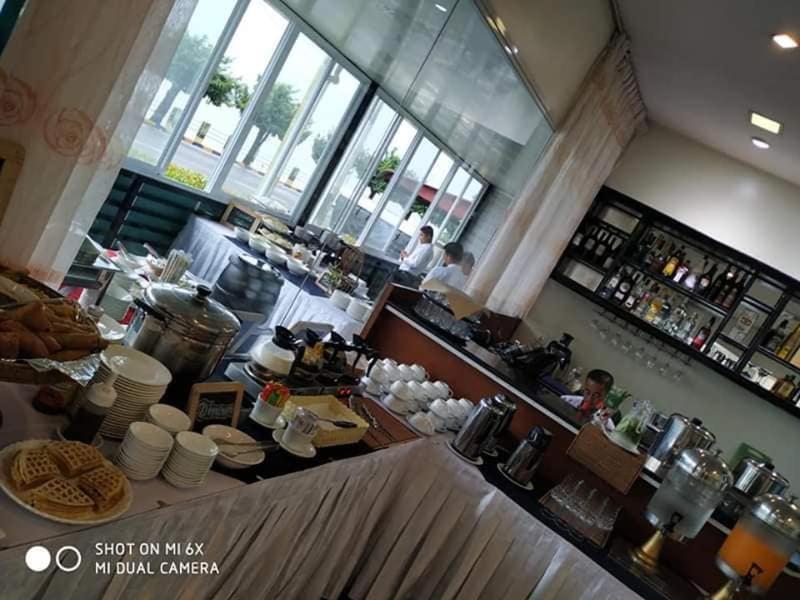 Ngwe Moe Hotel Mawlamyine Exterior photo